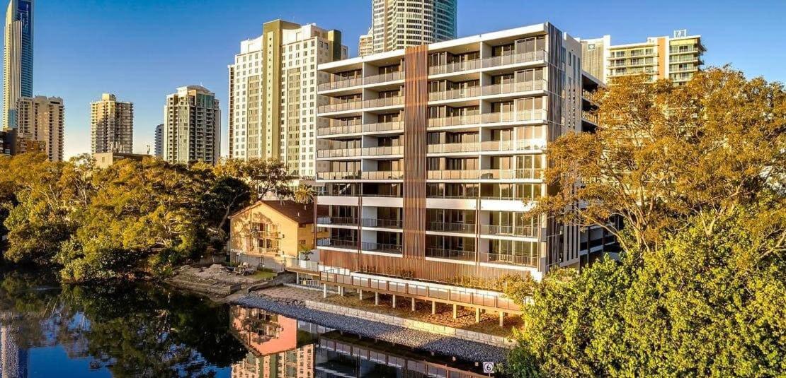 Surf's Up Stunning Paradise Serenity Apartment Gold Coast