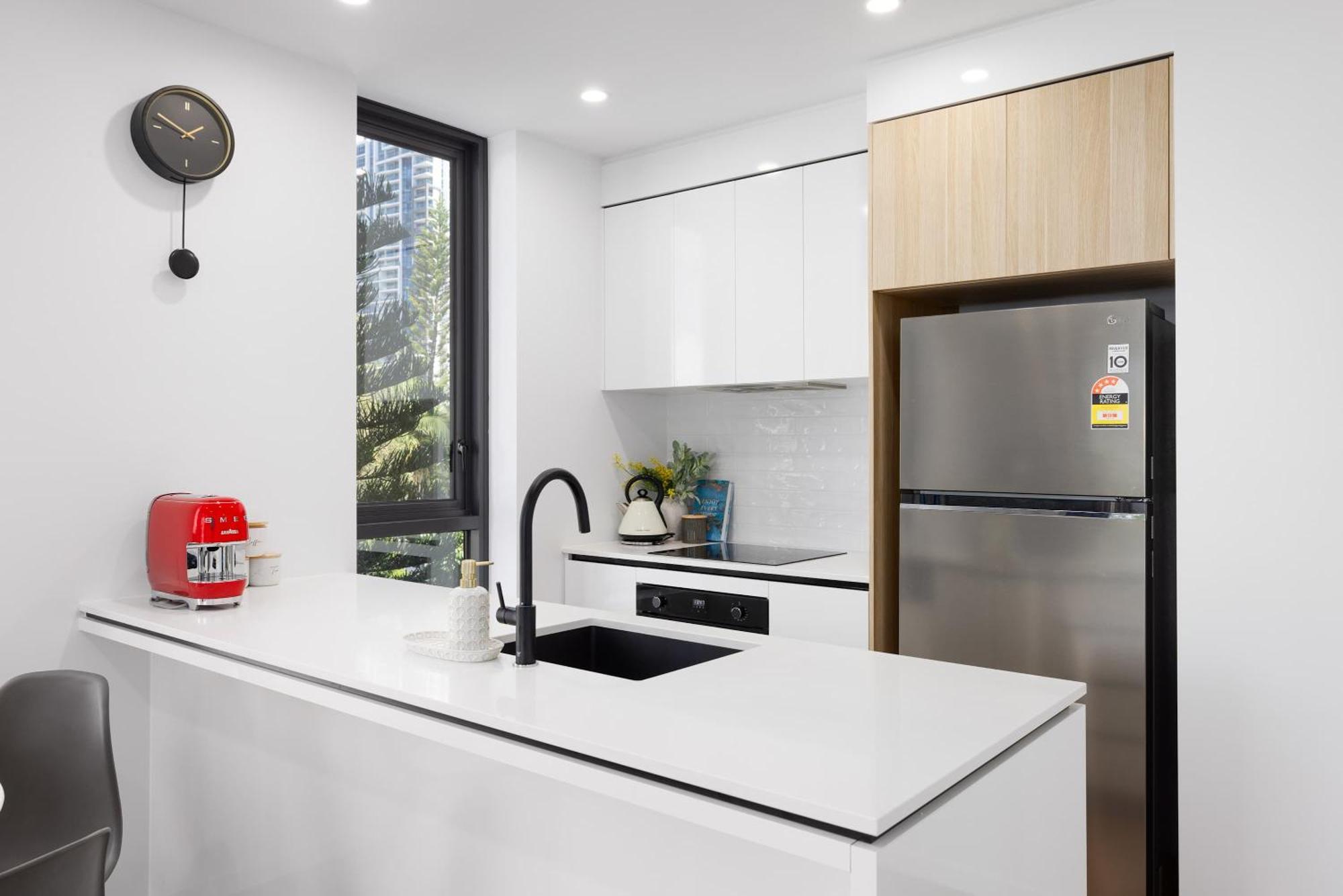 Surf's Up Stunning Paradise Serenity Gold Coast